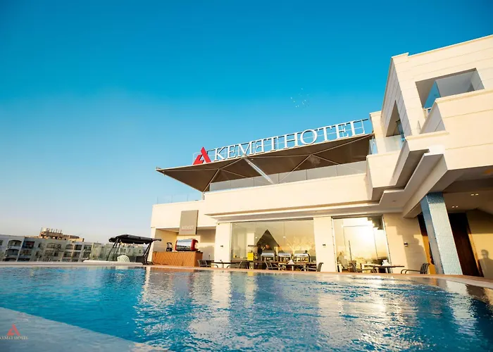 Kemet Pyramids View Hotel