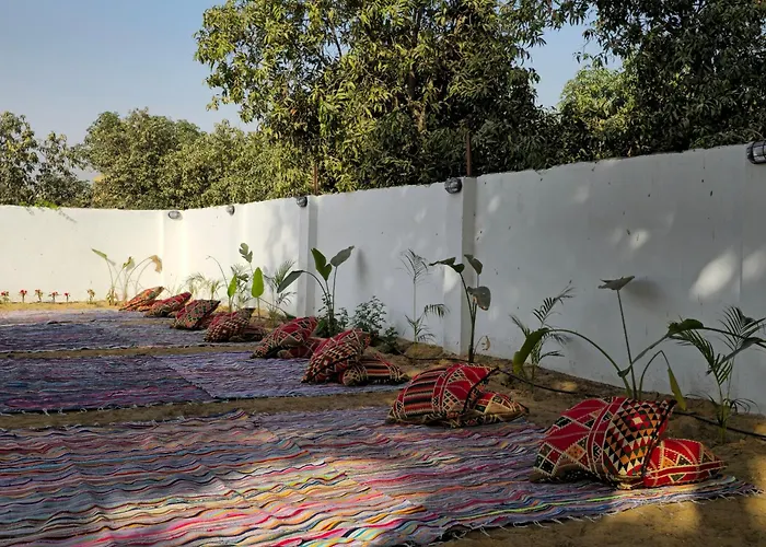 Nakhil Pyramids Resort